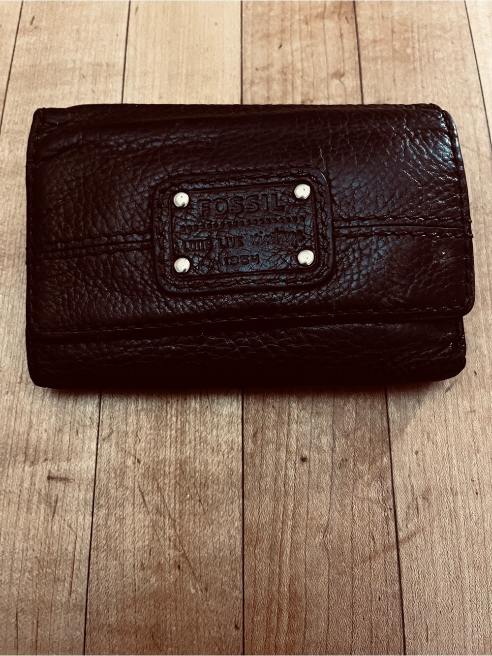 Fossil Brown Pebbled Leather Trifold Flap Wallet